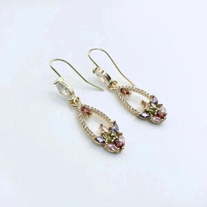 Dangle drop earrings